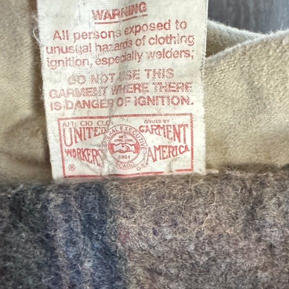 Vintage Carhartt Men's CB5043 Green Duck Duster Blanket Lined & Tan Accents - Picture 3 of 9